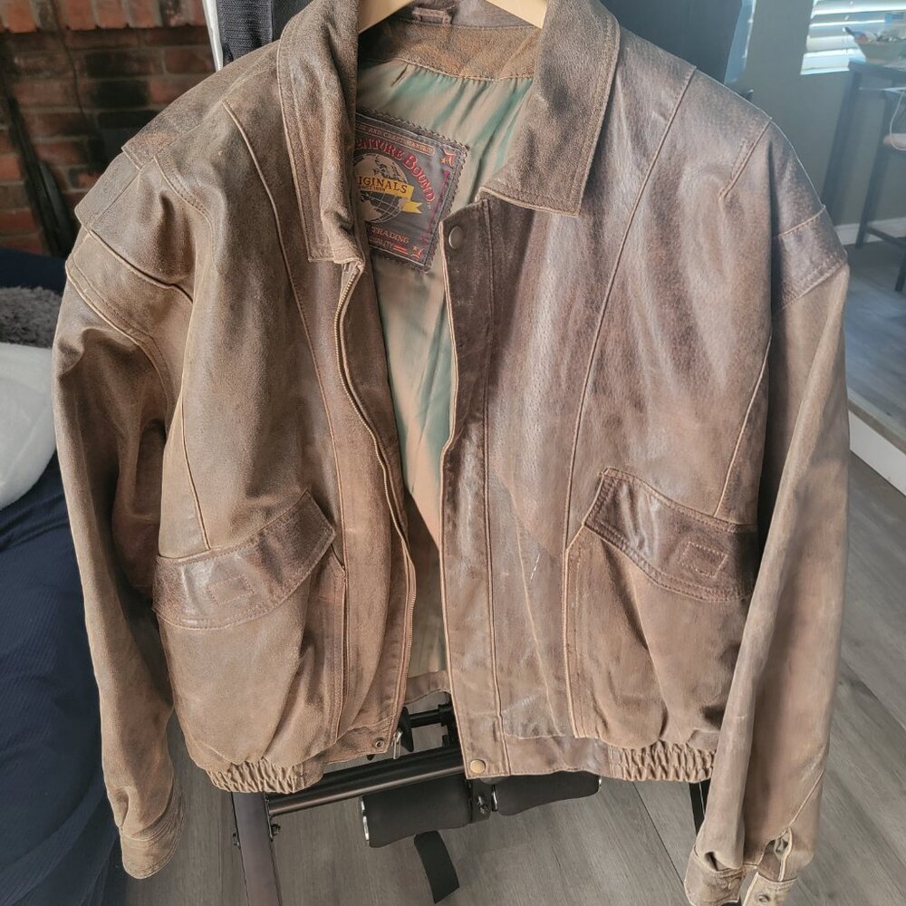 Leather jacket - Picture 2 of 2
